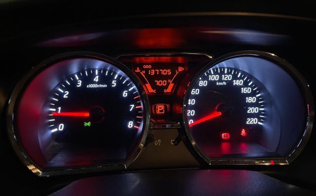 NISSAN日產 LIVINA  第8張相片