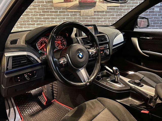 BMW寶馬 120I  第7張相片