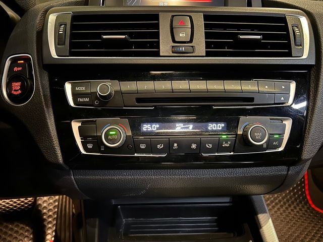 BMW寶馬 120I  第18張相片