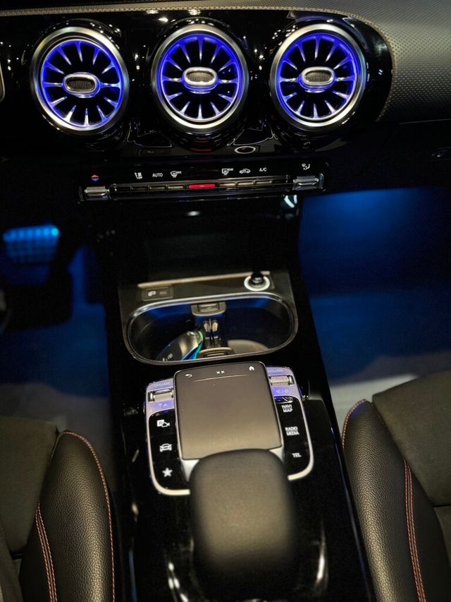M-BENZ賓士 A250  第17張相片