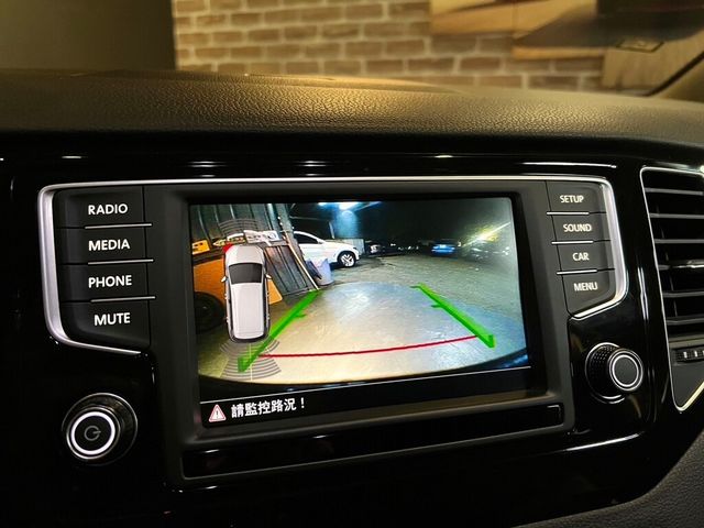 VOLKSWAGEN福斯 GOLF SPORTSVAN  第14張相片