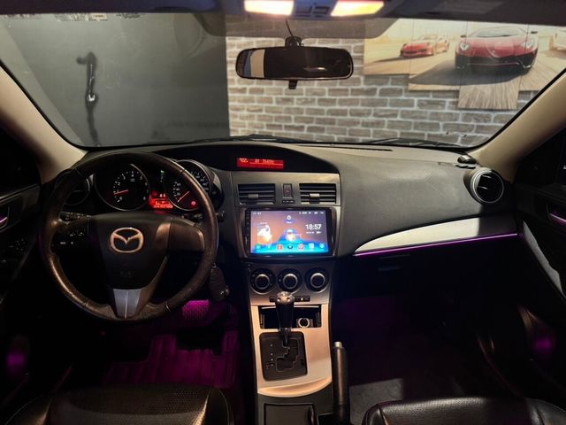 MAZDA馬自達 MAZDA 3  第7張相片