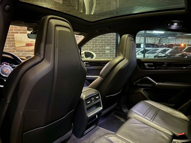 PORSCHE保時捷 CAYENNE  第9張相片