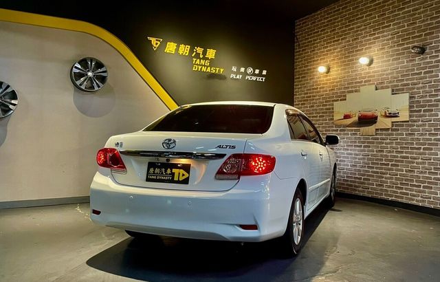 TOYOTA豐田 ALTIS  第2張相片