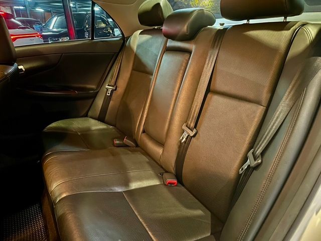 TOYOTA豐田 ALTIS  第7張相片