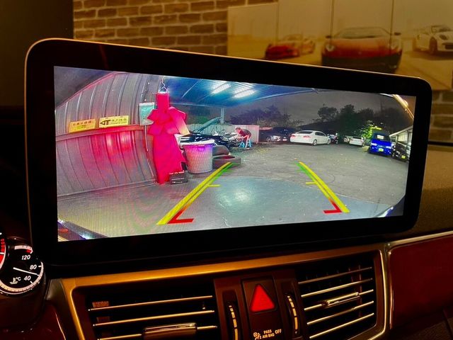 M-BENZ賓士 E350  第11張相片