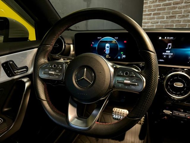M-BENZ賓士 A180  第10張相片