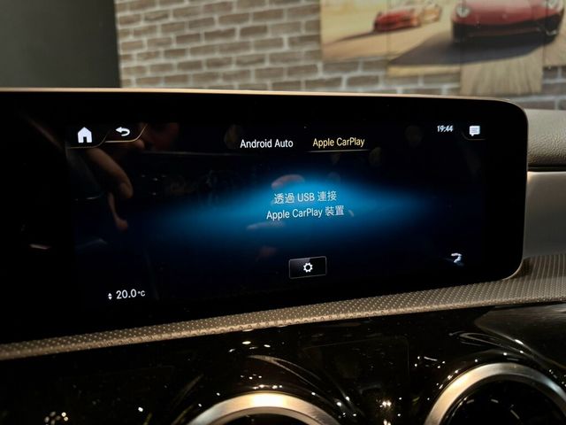 M-BENZ賓士 A180  第13張相片