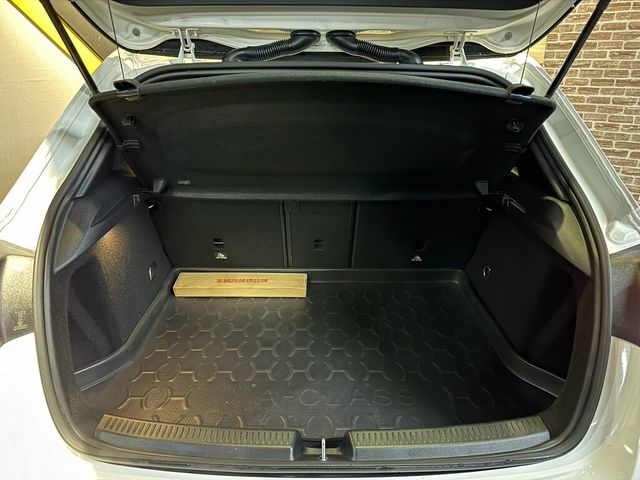 M-BENZ賓士 A180  第17張相片