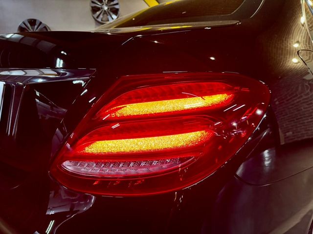 M-BENZ賓士 E250  第6張相片