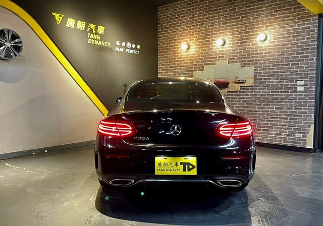 M-BENZ賓士 C300 COUPE  第4張相片