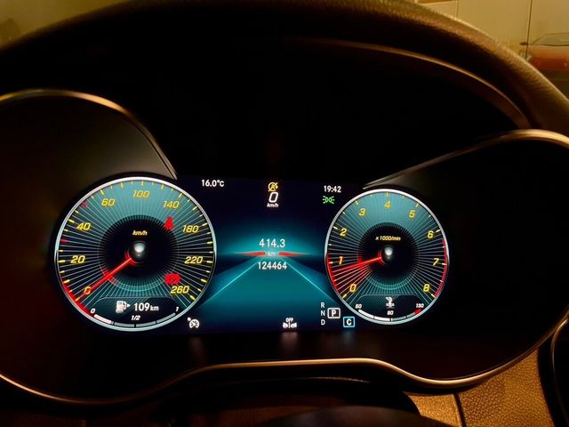 M-BENZ賓士 C300 COUPE  第12張相片
