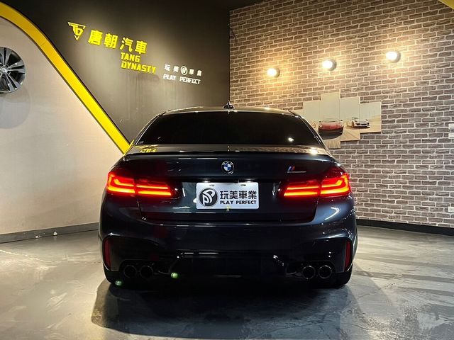 BMW寶馬 M5  第4張相片