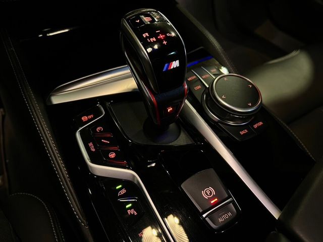 BMW寶馬 M5  第20張相片