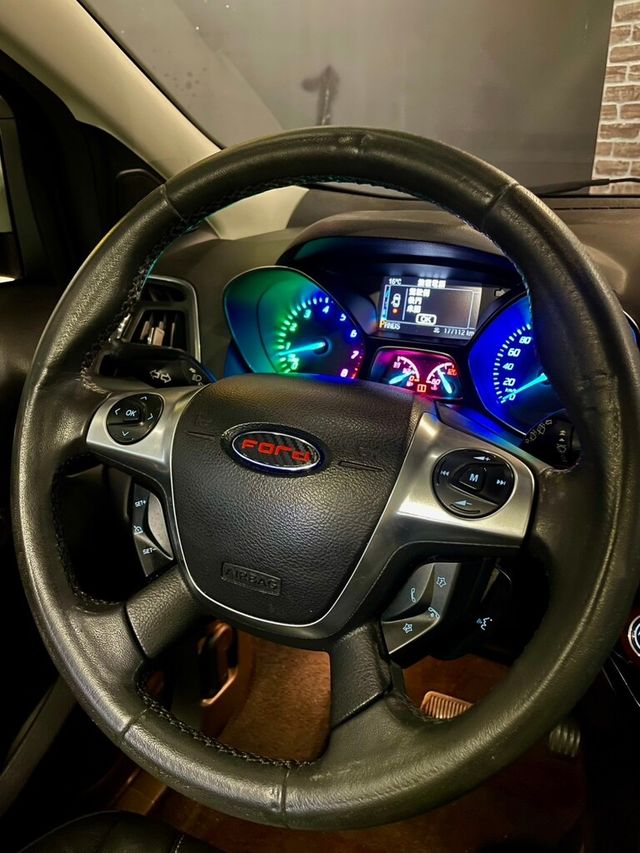 FORD福特 KUGA  第13張相片