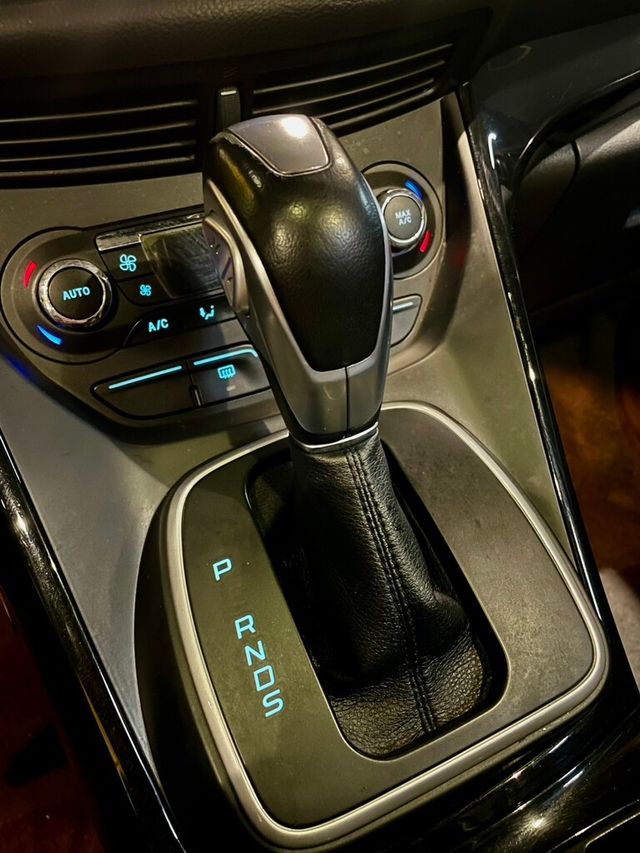 FORD福特 KUGA  第27張相片