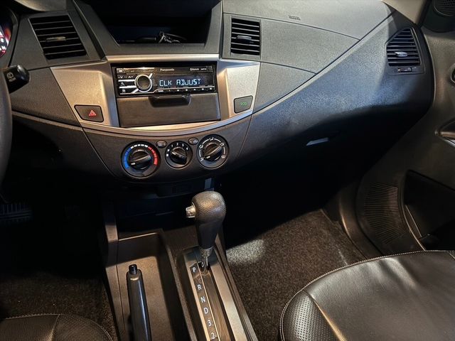 MITSUBISHI三菱 ZINGER  第19張相片