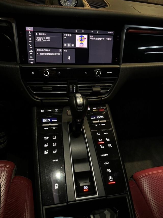 PORSCHE保時捷 MACAN  第27張相片