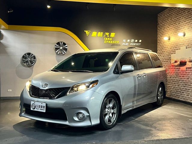 TOYOTA豐田 SIENNA  第1張相片