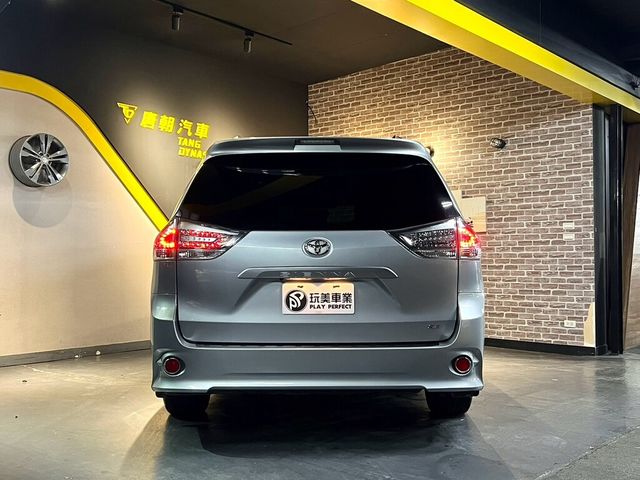 TOYOTA豐田 SIENNA  第7張相片