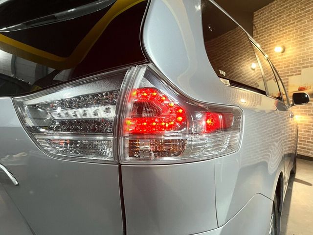 TOYOTA豐田 SIENNA  第11張相片