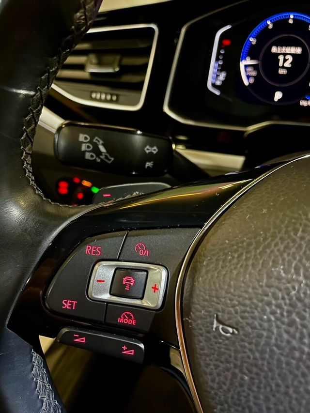 VOLKSWAGEN福斯 POLO  第31張相片
