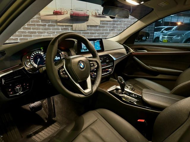 BMW寶馬 520D  第8張相片