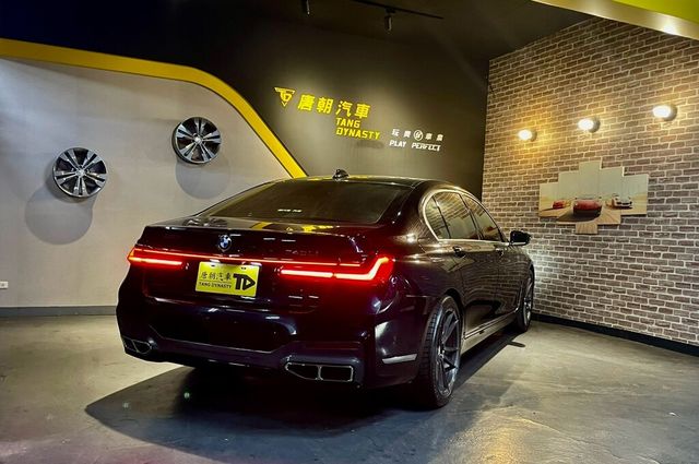 BMW寶馬 740LI  第2張相片
