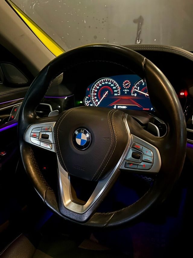 BMW寶馬 740LI  第11張相片