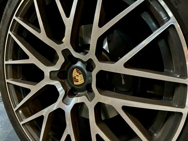 PORSCHE保時捷 MACAN  第7張相片