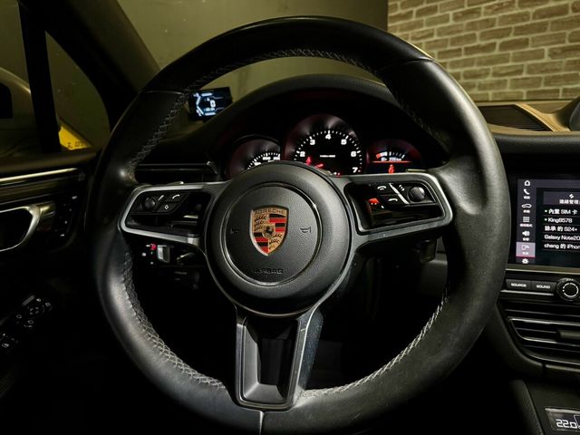 PORSCHE保時捷 MACAN  第11張相片