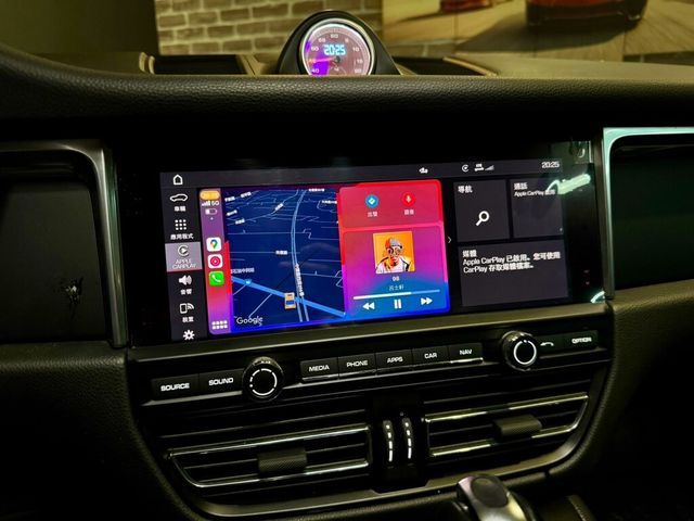 PORSCHE保時捷 MACAN  第14張相片