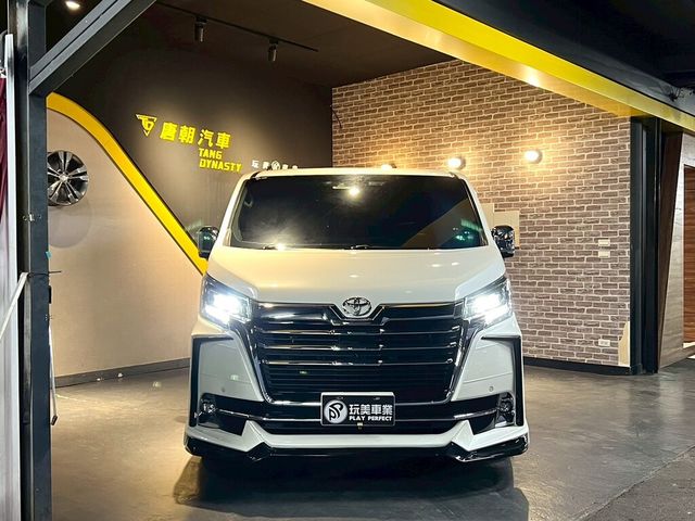 TOYOTA豐田 GRANVIA  第3張相片