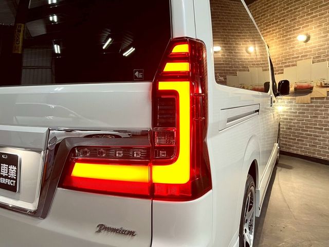 TOYOTA豐田 GRANVIA  第6張相片