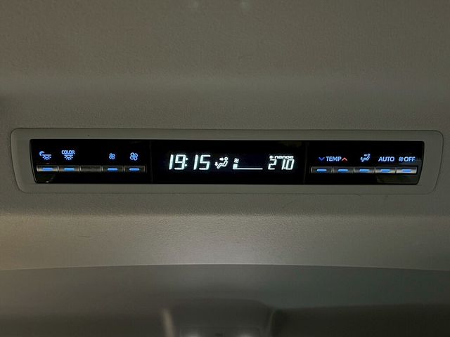 TOYOTA豐田 GRANVIA  第17張相片