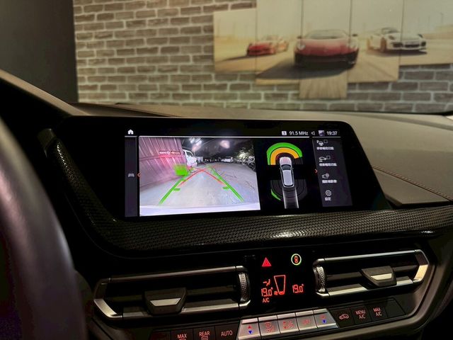 BMW寶馬 118I  第12張相片