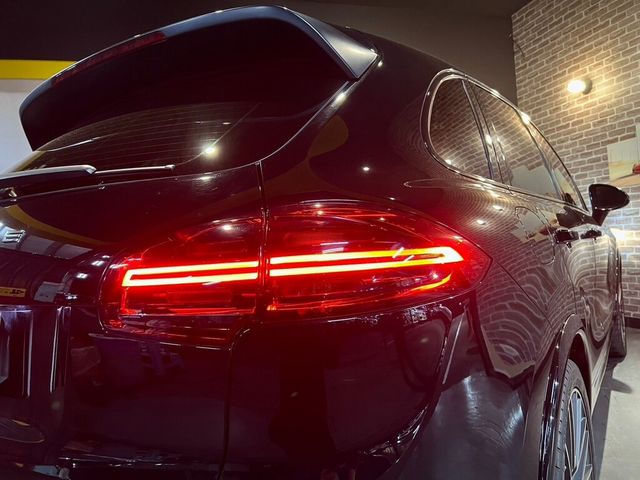 PORSCHE保時捷 PANAMERA  第6張相片