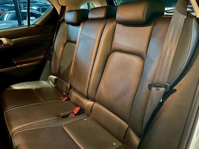 LEXUS凌志 CT200H  第9張相片