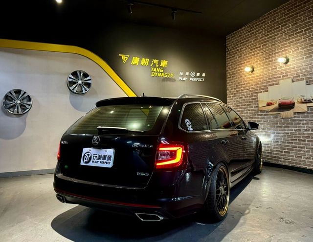 SKODA司科達 OCTAVIA COMBI  第2張相片