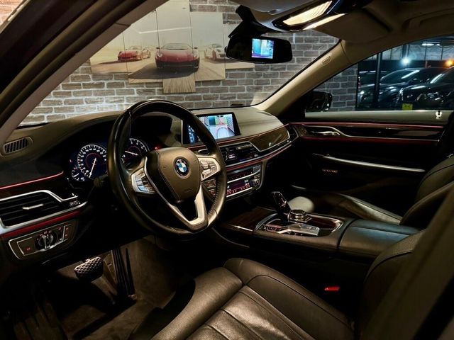 BMW寶馬 730I LUXURY  第8張相片