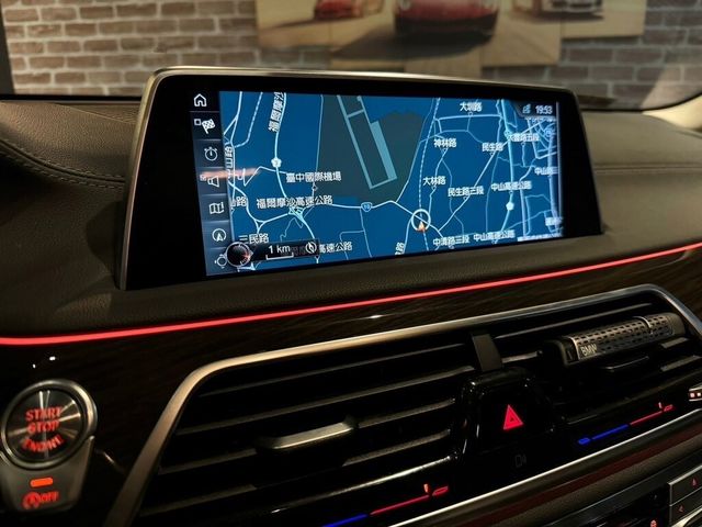 BMW寶馬 730I LUXURY  第13張相片