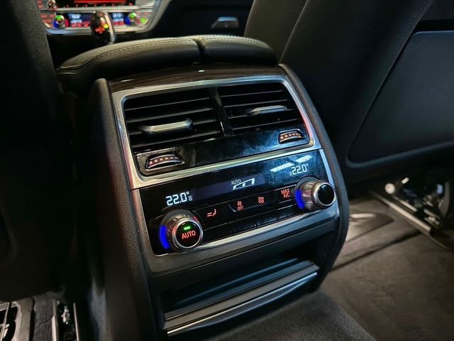 BMW寶馬 730I LUXURY  第18張相片