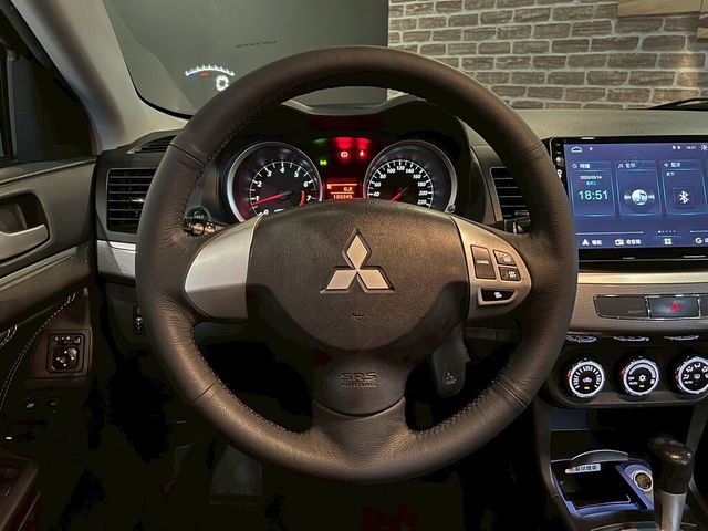 MITSUBISHI三菱 LANCER FORTIS  第8張相片