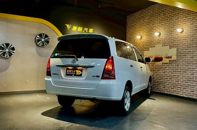 TOYOTA豐田 INNOVA  第2張相片