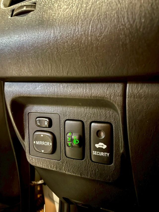 TOYOTA豐田 INNOVA  第11張相片