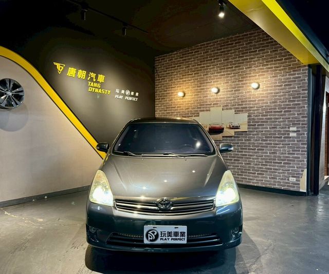 TOYOTA豐田 WISH  第3張相片
