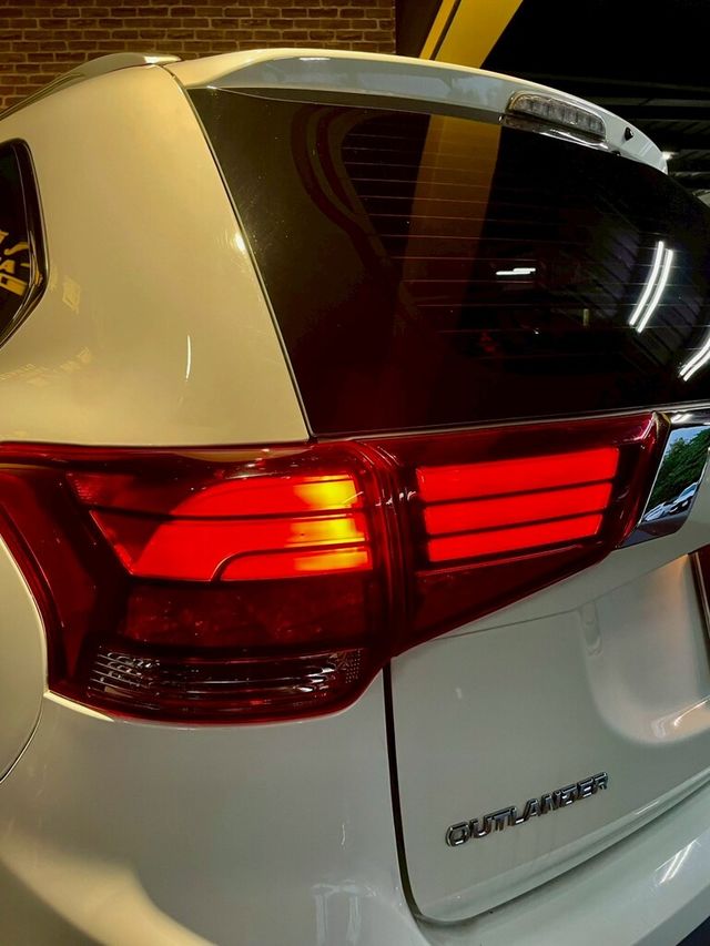 MITSUBISHI三菱 OUTLANDER  第6張相片