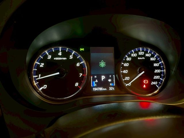 MITSUBISHI三菱 OUTLANDER  第11張相片