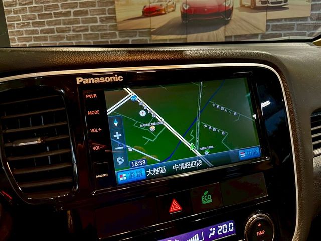 MITSUBISHI三菱 OUTLANDER  第12張相片