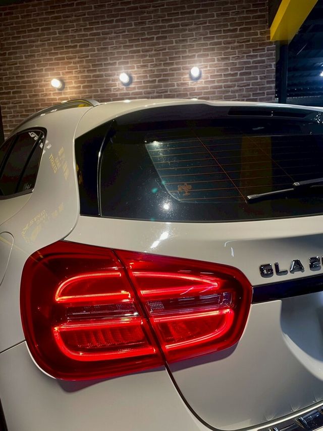 M-BENZ賓士 GLA200  第6張相片